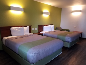 Standard Room, 2 Queen Beds, Non Smoking