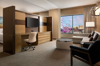 Suite, 1 Bedroom (View)