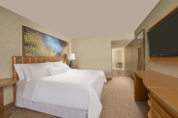 Premium Room, 1 King Bed