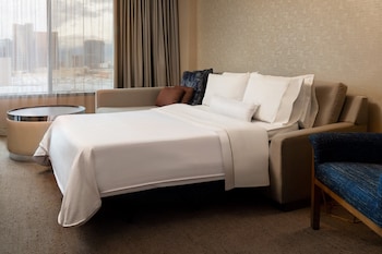 Executive Suite, 1 Bedroom (View)