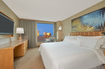 Premium Room, 1 King Bed