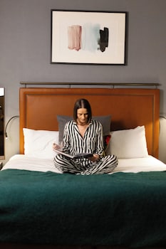 Room (Sleeping)