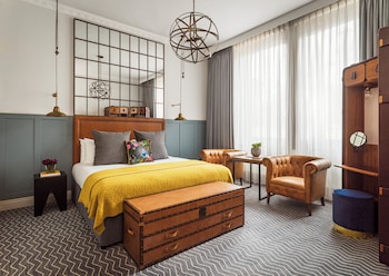 Premium Room, 1 King Bed