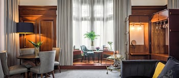 Suite, 1 Twin Bed (Heritage)