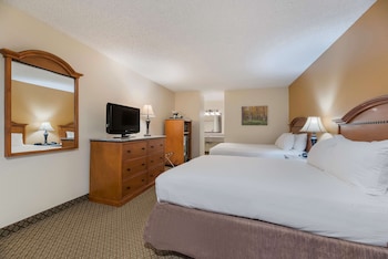Standard Room, 2 Queen Beds, Non Smoking, Refrigerator & Microwave