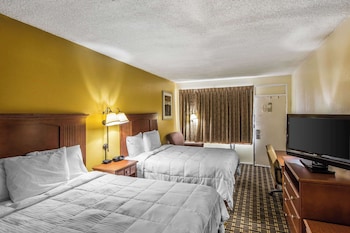 Standard Room, 2 Queen Beds