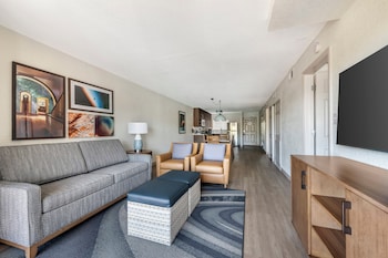 Condo, 2 Bedrooms