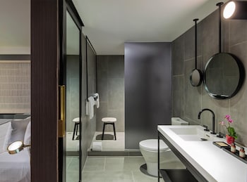 Deluxe Suite, 1 Bedroom, Corner