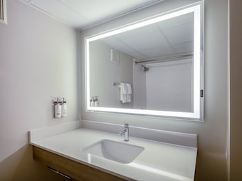 Suite, Multiple Beds