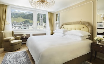 Deluxe Double Room (village side)