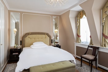 Superior Single Room (village side)