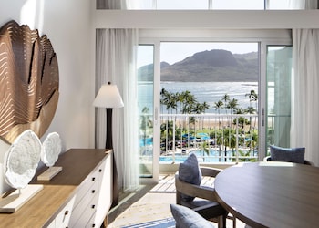 King Oceanfront Presidential Suite
