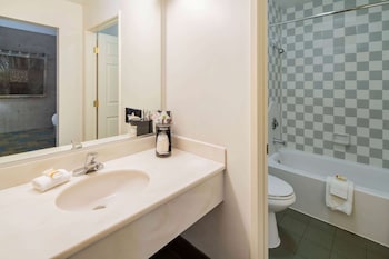 Executive Room, 2 Double Beds, Non Smoking