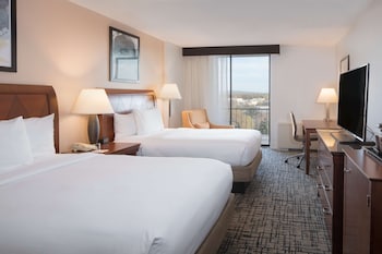 Standard Room, 2 Double Beds, Balcony