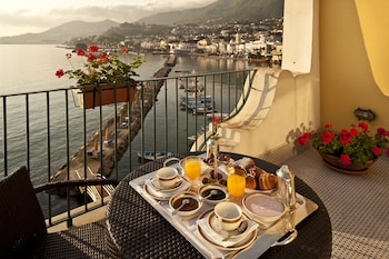 Superior Double Room, Balcony, Sea View
