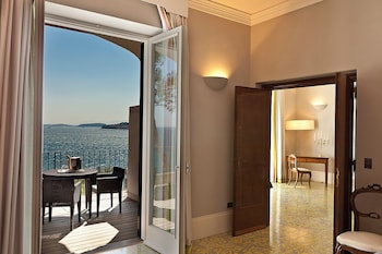 Regina Isabella Suite