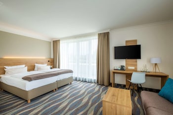 Suite, 1 Double Bed with Sofa bed, Non Smoking (1 Double Bed and 1 Person Sofa Bed)
