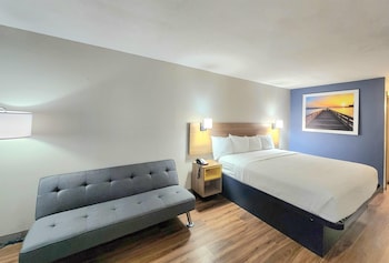 Room, 1 King Bed, Non Smoking