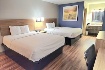 Room, 2 Queen Beds, Non Smoking