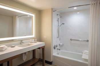 Executive Room, 1 King Bed, Balcony
