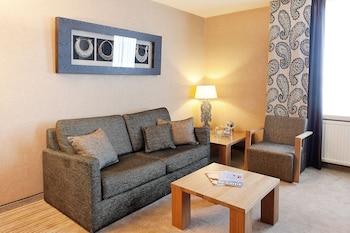 Family Suite, 1 King Bed with Sofa bed