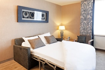 Family Suite, 1 King Bed with Sofa bed