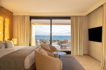 Oasis Suite Private Pool Sea View