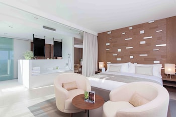 Oasis Suite Private Pool Sea View