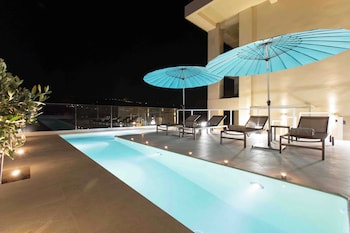 Oasis Suite Private Pool