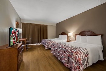 Deluxe Room, 2 Queen Beds, Non Smoking