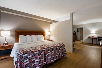 Suite, 1 King Bed, Non Smoking