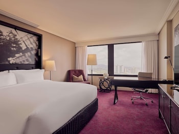 Luxury Room,  King Bed, High Floor