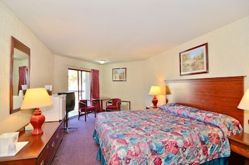 Room, 1 King Bed, Non Smoking