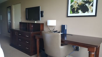 Traditional Room, 2 Queen Beds (Hearing Accessible)