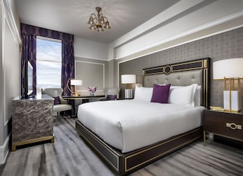 Fairmont Gold City View 1 King