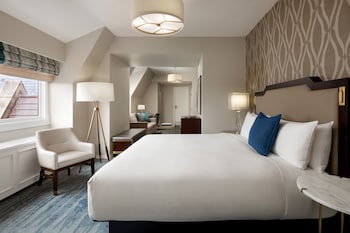 Junior Suite City View 1 King