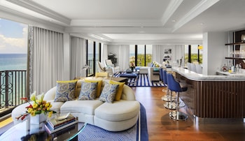 Suite, Oceanfront (Imperial)