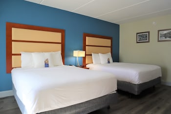 Room, 2 Queen Beds, Non Smoking