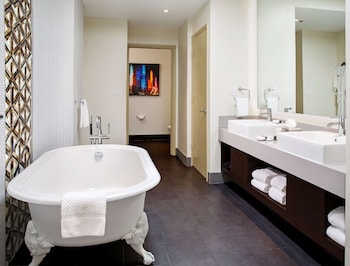 Presidential Suite, 1 King Bed, Non Smoking