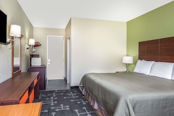 Standard Room, 1 King Bed