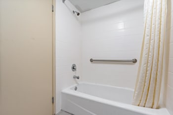 Premier Room, 2 Queen Beds, Balcony