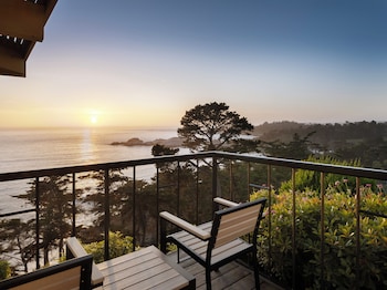 Sunset Suite, 1 Queen Bed with Sofa bed, Ocean View