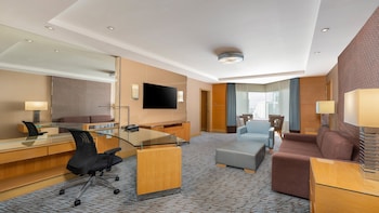 Premium Suite, 1 Bedroom, Non Smoking, City View