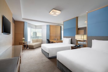 Premium Room, 2 Twin Beds, Non Smoking, Club Lounge Access (City View)