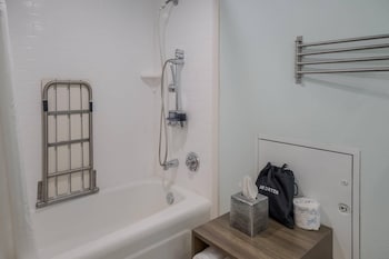 Room, 1 Queen Bed, Accessible, Non Smoking
