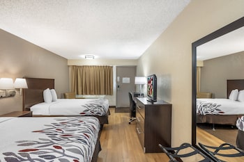 Deluxe Room, 2 Double Beds (Smoke Free)