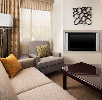 Suite, 1 Bedroom, Pool View