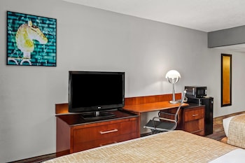 Room, 2 Queen Beds, Non Smoking