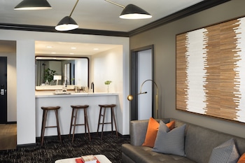 Premier Suite, 1 Bedroom (Club)
