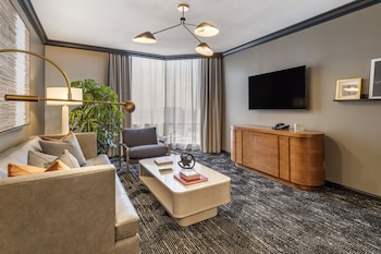 Premier Suite, 1 Bedroom (Club)